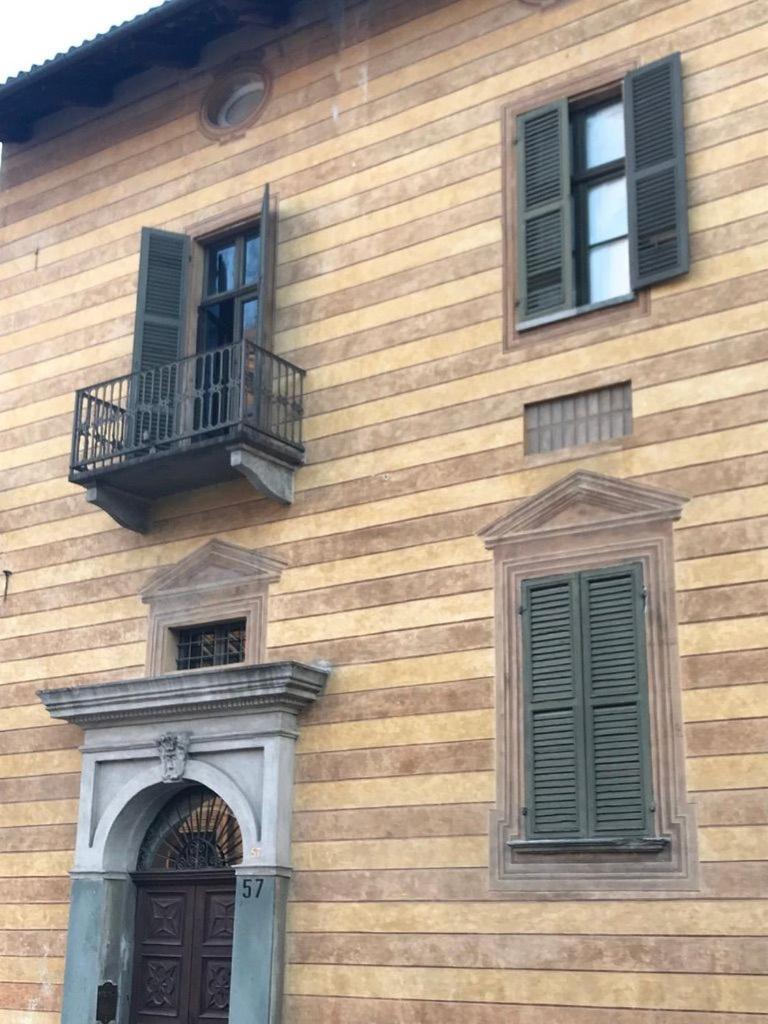 Palazzo Sismonda Corneliano d'Alba Exterior foto