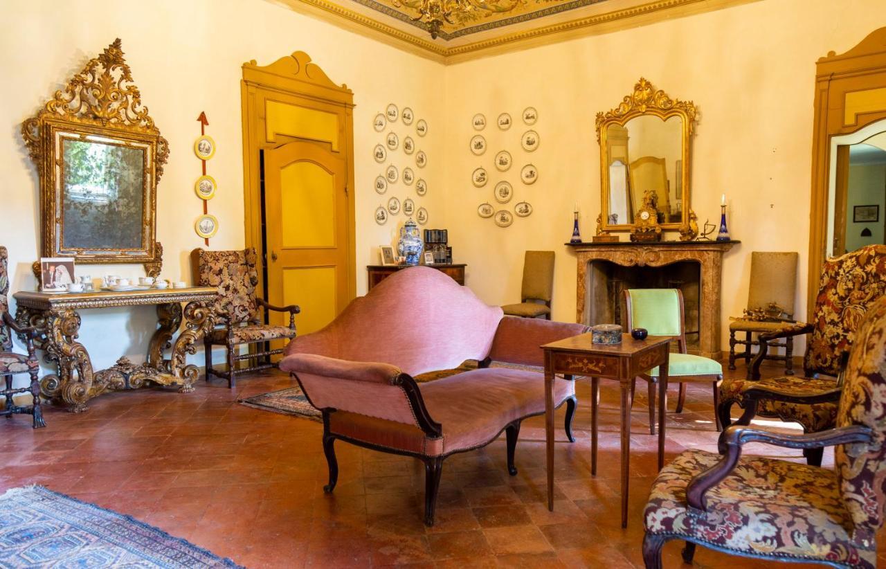 Palazzo Sismonda Corneliano d'Alba Exterior foto